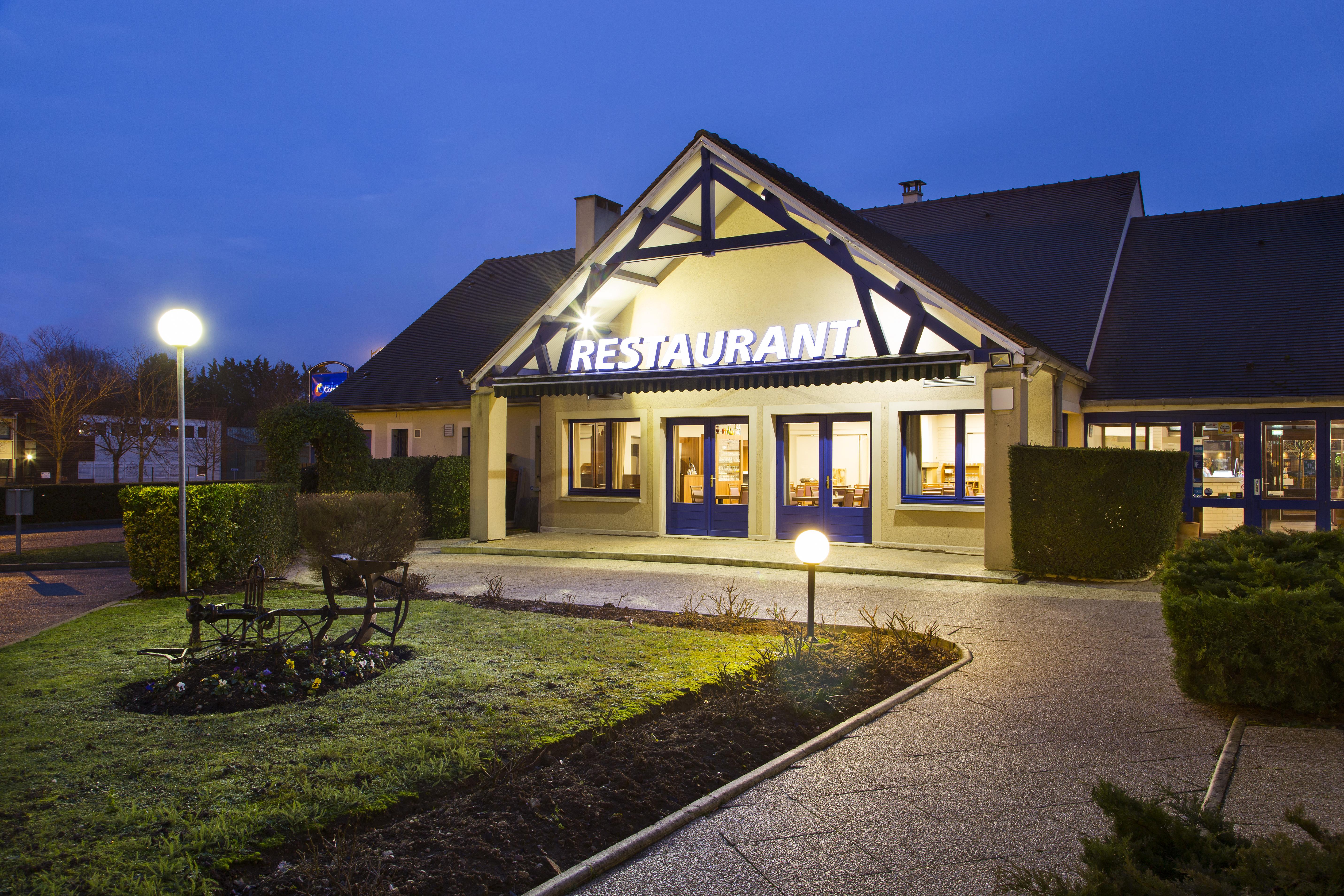 Comfort Hotel Etampes Étampes Exterior foto